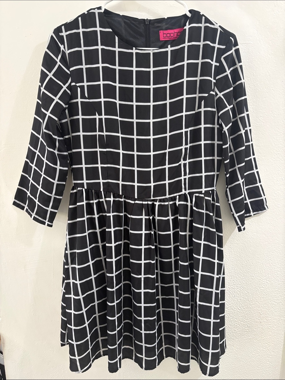 Boohoo Women’s Black & White Grid Windowpane Plaid Fit-and-Flare Dress